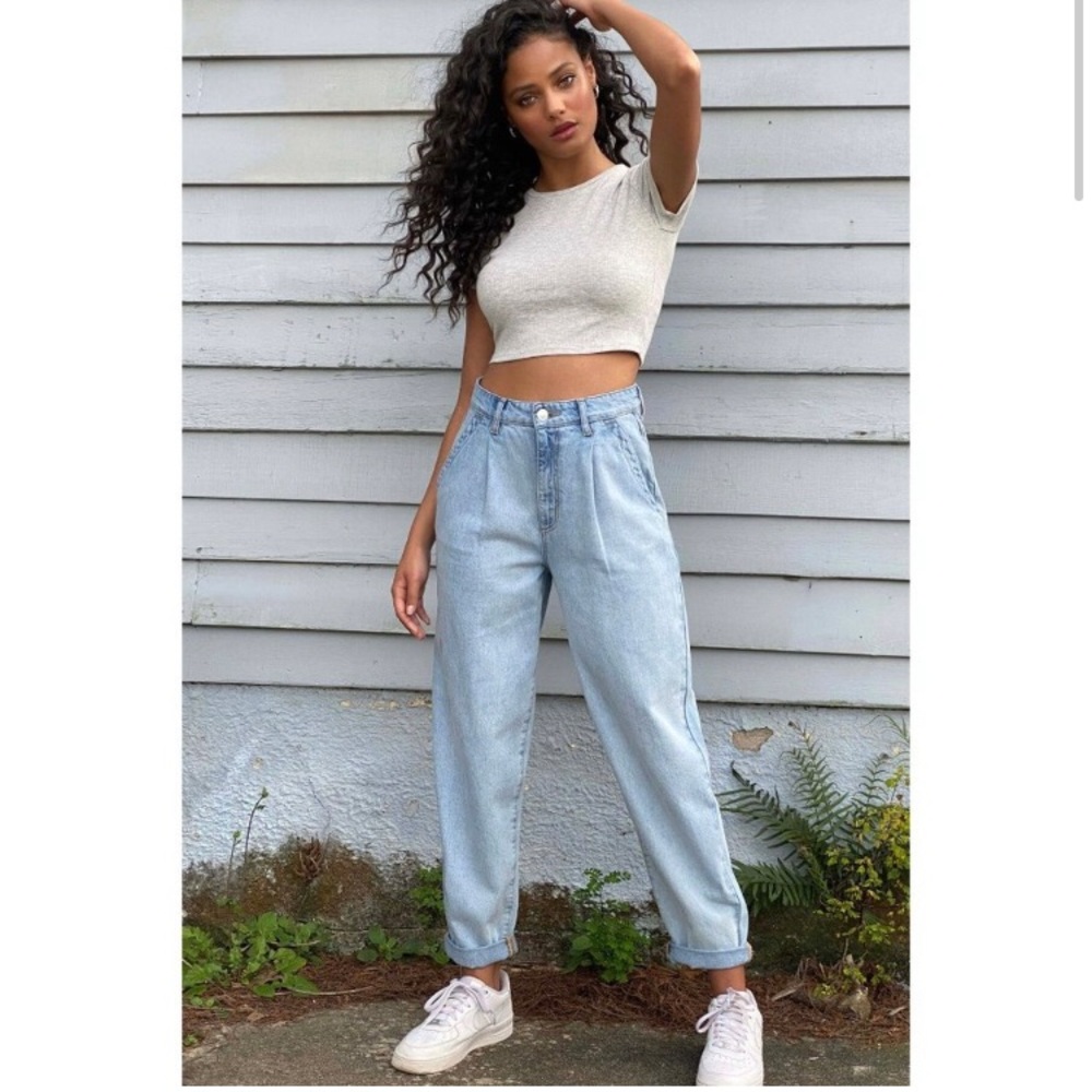 Garage 80’s Mom jeans